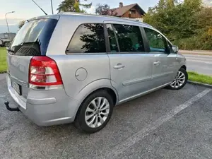 Opel Zafira Bild 3