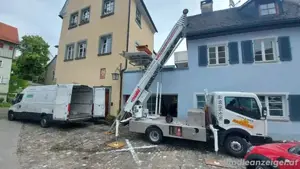 Nissan NT400   Klaas Roadrunner 29 5 Möbellift Bild 5