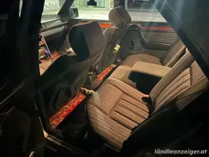 W124 E200 Tüv neu Bild 2