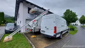 Nissan NT400   Klaas Roadrunner 29 5 Möbellift Bild 4