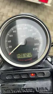 Harley Davidson Sportster 1200 IRON Bild 3