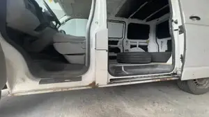 VW Transporter T5 TDI 140 PS Bild 7