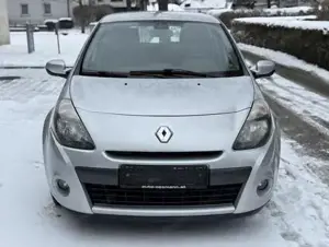 Renault Clio Bild 2