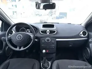 Renault Clio Bild 10