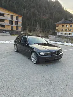 BMW 330D Fahrzeug mit Pickerl 