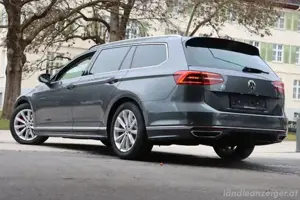 VW Passat R-Line 2.0 DSG *Highline *AHK *ACC *APP *Top Ausstattung *sehr gepflegt Bild 6