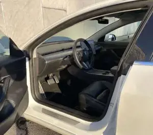 Tesla Model 3 Bild 8