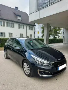 KIA Ceed Österreich Edition BJ 2017, 1.6 CRDi-Dieselmotor (81 kW   110 PS) 8Fach Bereift, Vorgeführt Bild 2