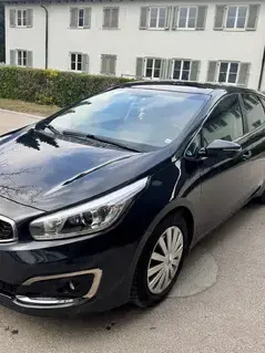 KIA Ceed Österreich Edition BJ 2017, 1.6 CRDi-Dieselmotor (81 kW   110 PS) 8Fach Bereift, Vorgeführt Bild 5