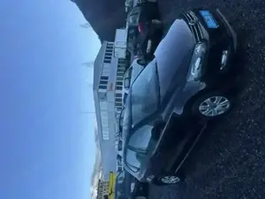 VW Polo TÜV.1.2027 Silvester Angebot Jahres Vignette + volltank + Anmeldekosten  