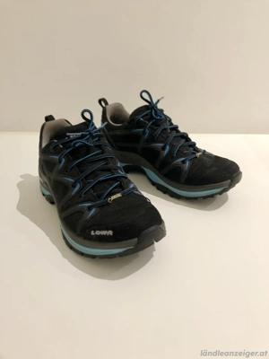 Lowa Damen Trekkingschuh, Größe 39,5 mit Goretex