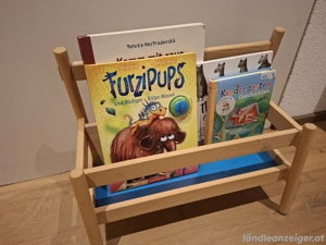 Bücherbank für Kinderbücher Bild 2