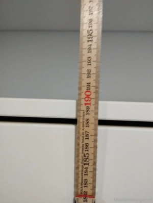 Kleiderkasten Bild 4