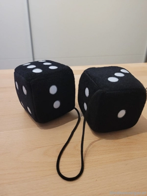 Plüschwürfel zum aufhängen