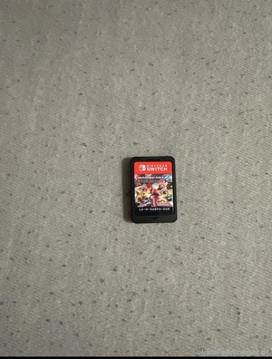 Nintendo Switch Olde mit pro kontroller 3 spiele  Bild 4