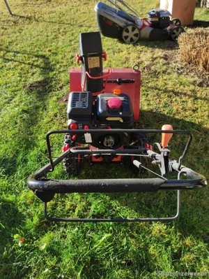 Schneefräse Hecht Bild 4