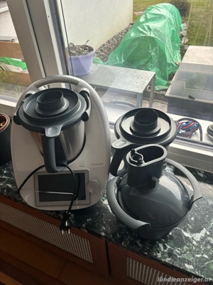 TM6 mit Gemüsestyler und 2.Mixtopf Bild 3