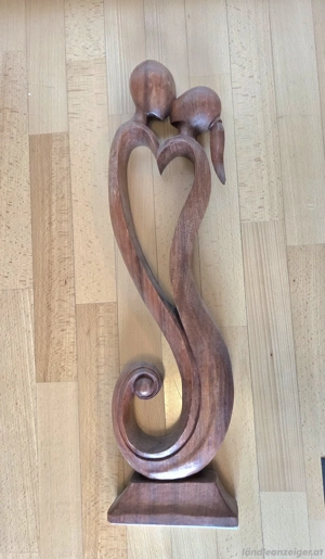 Holzfigur Liebespaar