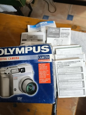 Olympus C 3020 Camedia Digitalcamera in OVP 