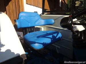 Traktor, Mittelklasse, mit hydraulischem Frontlader gesucht Bild 3