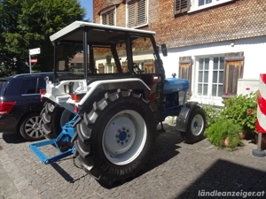 Traktor, Mittelklasse, mit hydraulischem Frontlader gesucht Bild 4