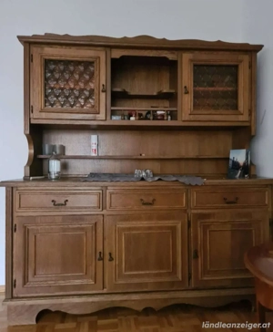 Rustikaler Buffetschrank