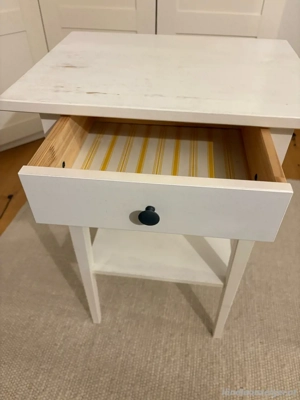 HEMNES Ablagetisch weiß