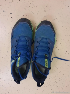 Turnschuhe gebraucht