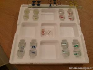 Mensch ärgere dich nicht - Spiel aus Glas  Bild 5