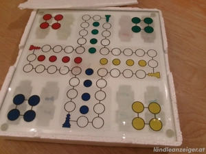 Mensch ärgere dich nicht - Spiel aus Glas