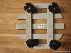 Pflanzenroller hellgrau  Bild 3