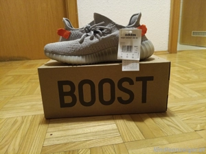 Yeezy Boost 350 V2 Bild 2
