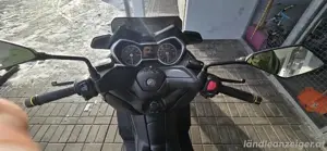 Yamaha Xmax 300 Bild 5