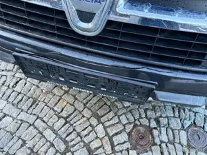 Dacia Duster 1.6 4x4 ALLRAD Bild 10