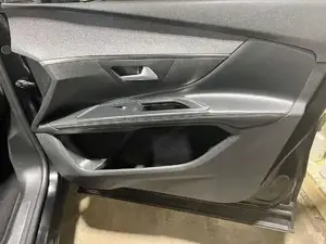 Peugeot 5008 Bild 17