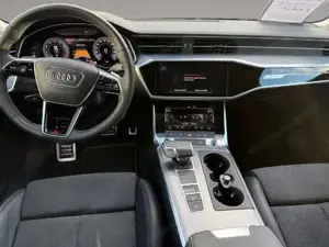Audi A6 Bild 10