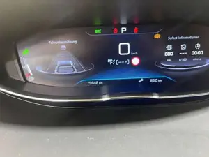 Peugeot 5008 Bild 10