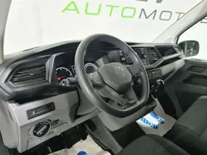 VW Transporter Bild 7