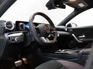 Mercedes-Benz A 180 d Kompaktlimousine W-Paket Night Navi Sport Bild 6