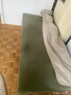 couch mit holzuntergestell Bild 2