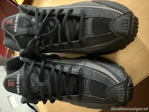 Herrenschuhe Nike Shox R4 Schwarz Bild 3