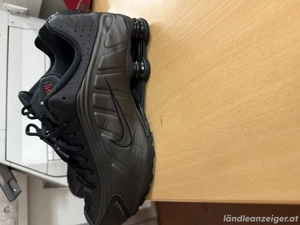 Herrenschuhe Nike Shox R4 Schwarz