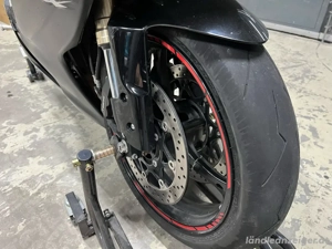 Suzuki GSXR 600 Unfallmotorad Bild 3