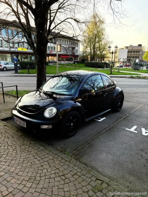 VW Beetle Klein-  Kompaktwagen  03 2000 EZ 160000km 90 PS (66 kW) Bild 4