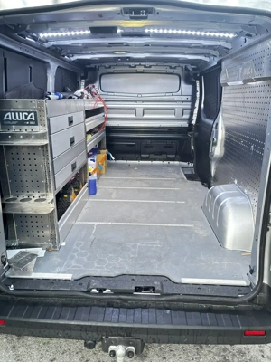 Renault Trafic - viel Platz, ideal für Handwerk & Transport Bild 7