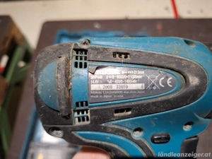 Makita Akkuschrauber mit Ladegerät Bild 3