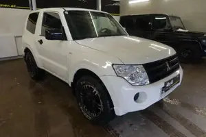 Mitsubishi Pajero Bild 3