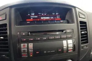 Mitsubishi Pajero Bild 6