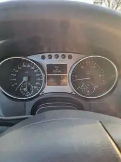 Mercedes-Benz M-Klasse Bild 5