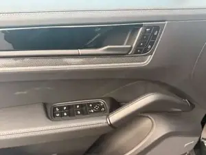 Porsche Cayenne Bild 15